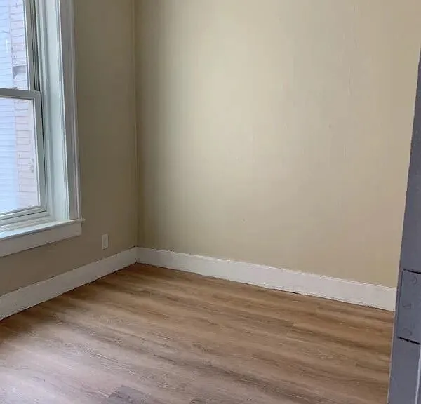 57 1/2 Saratoga Ave #2N — Photo 8