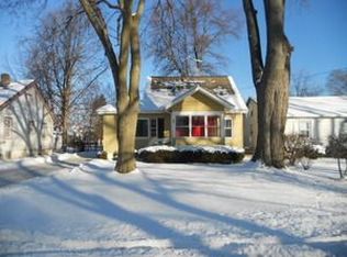 220 Keck Ave, Aurora, IL 60505