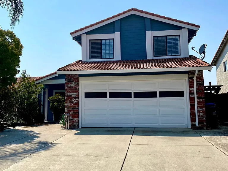 3285 Whitesand Ct — Photo 1