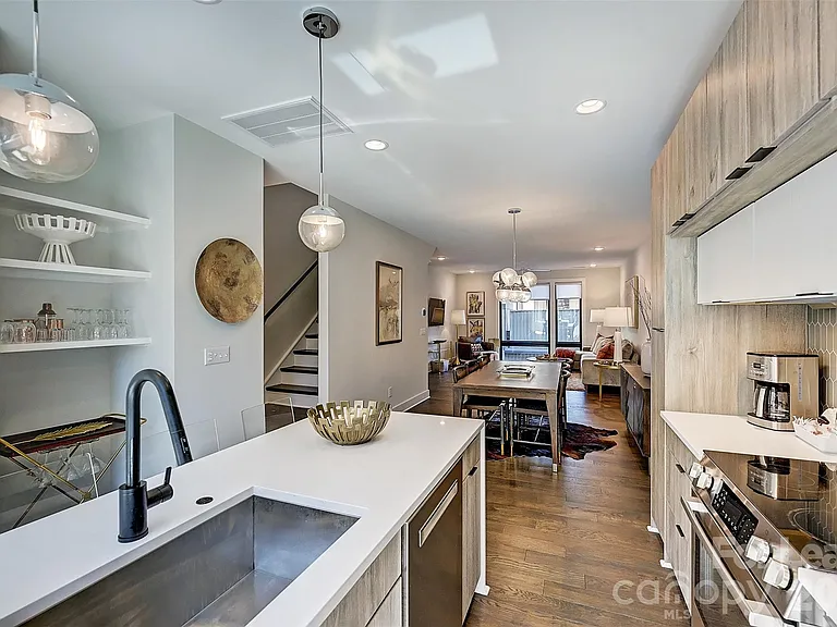 1208 Minter Pl — Photo 12