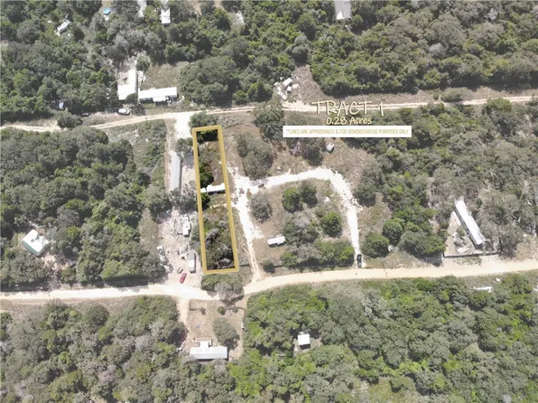 665 Maple Dr, Caldwell, TX 77836
