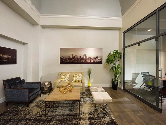 Newly Renovated Lobby
