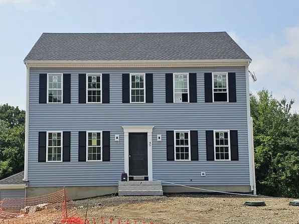 45 N Main St, Freetown, MA 02702