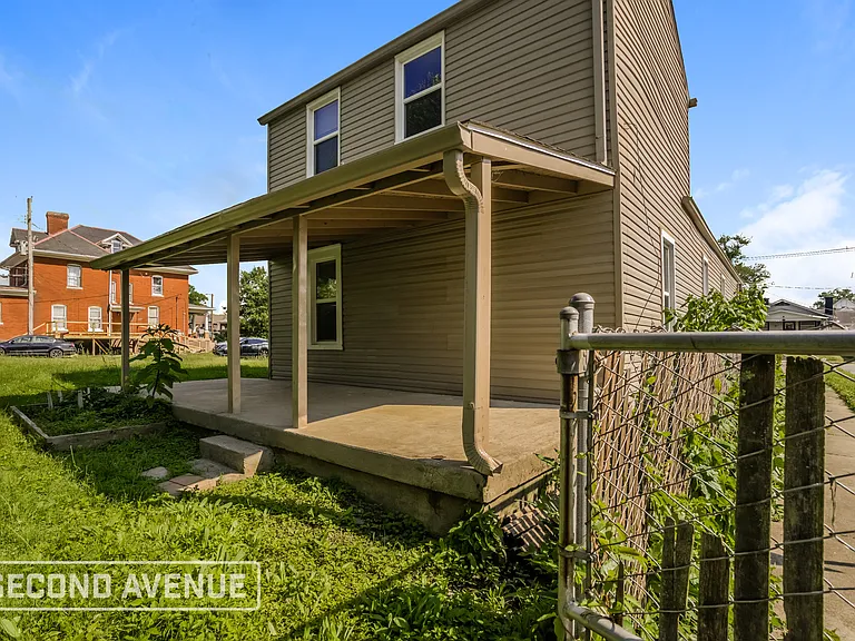 4521 W Market St — Photo 13
