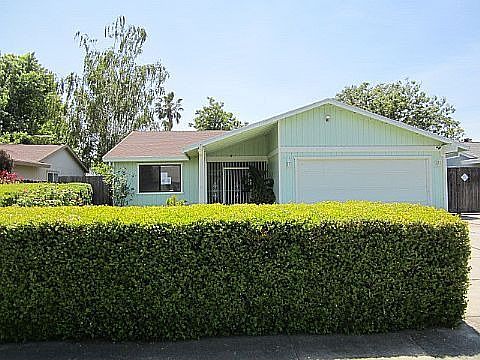1st image of 2924 Summerfield Dr