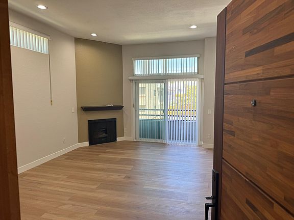 3rd image of 10916 Peach Grove St #3