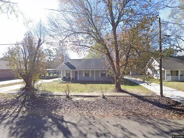 4863 Westwood Dr, Zachary, LA 70791