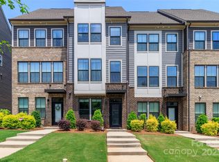 628 Uwharrie River Rd #1006B, Charlotte, NC 28211