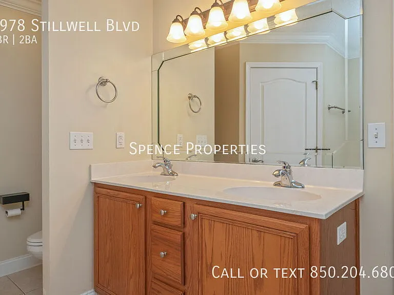 2978 Stillwell Blvd — Photo 10