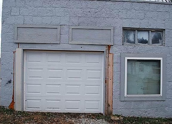 3rd image of 10325 E 20th St S