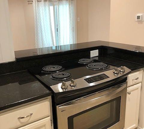 4th image of 1537 Lincoln Way APT 303A