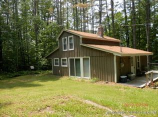 29 Lovers Ln, Saint Albans, ME 04971