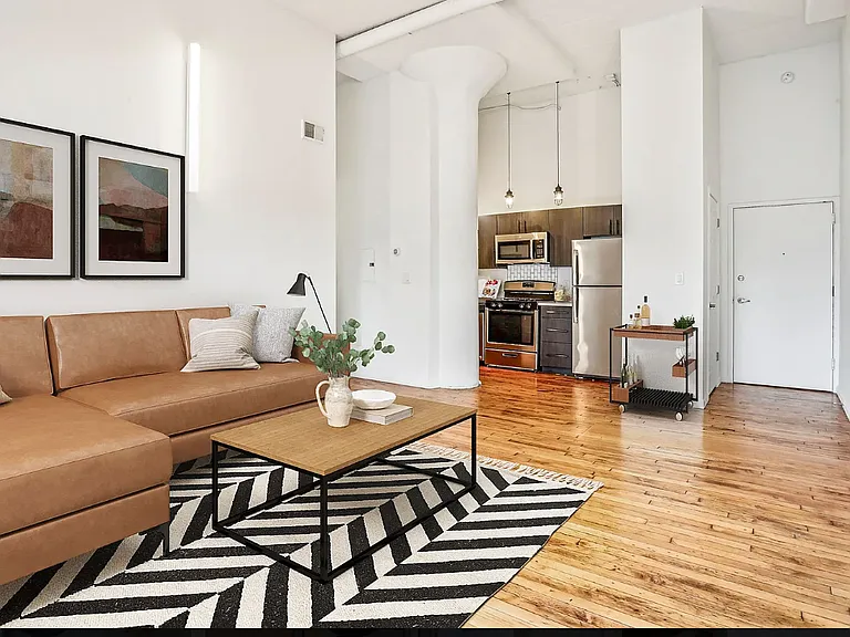 Spring Lofts — Photo 3