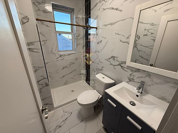 4th image of 6002 Monroe Pl #14