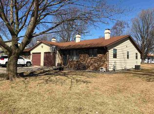 948 Pilgrim Way, Ashwaubenon, WI 54304