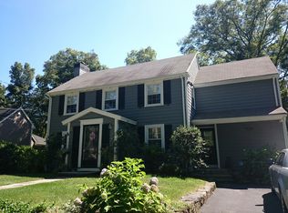 90 Craftsland Rd, Brookline, MA 02467