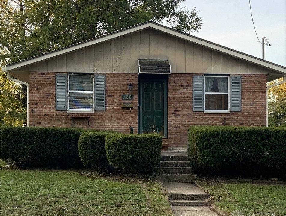 1st image of 122 E Shannon Ave