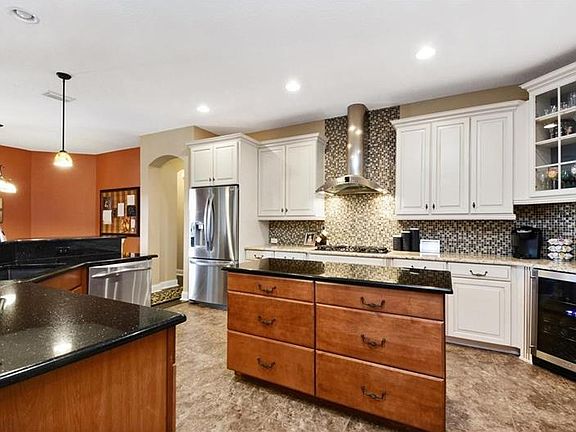 2nd image of 1324 Lattimore Dr