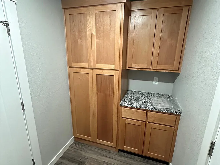 3102 Stonewall Dr #B — Photo 8