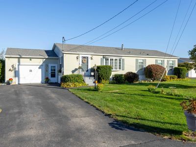 23 Stonegate Lane, Hampstead, NH, 03841