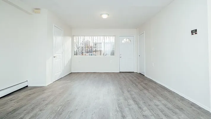 Rented by Nooklyn NYC LLC | media 18