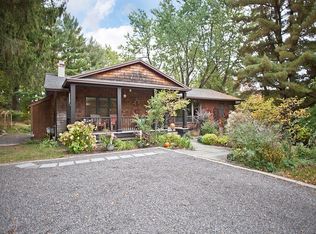 18 Lincklaen Dr, Cazenovia, NY 13035