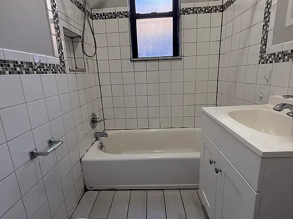 409 Summer Ave #6 — photo 7 of 7
