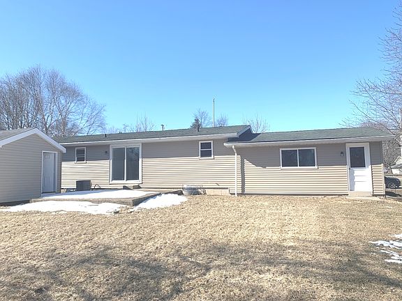 3rd image of 38055 N Coolidge Ave