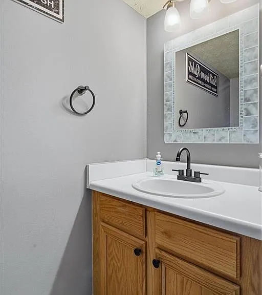 1459 Bridgewater Br — Photo 8