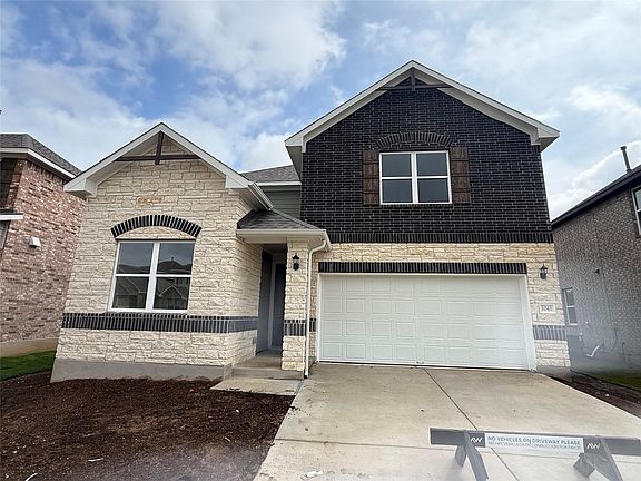 2nd image of 1041 Sienna Bear Rd