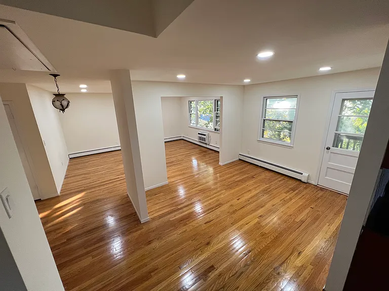 77 Alta Ave — Photo 6