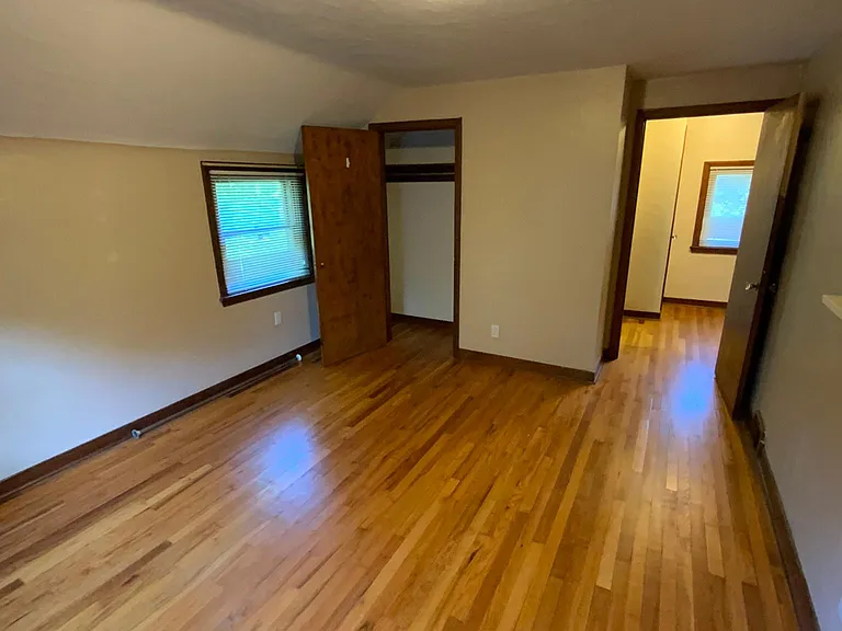 2287 Reis Run Rd — Photo 15
