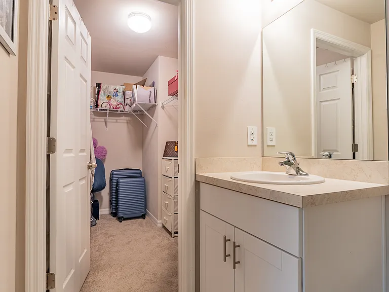 22420 Sacramento Ave — Photo 15