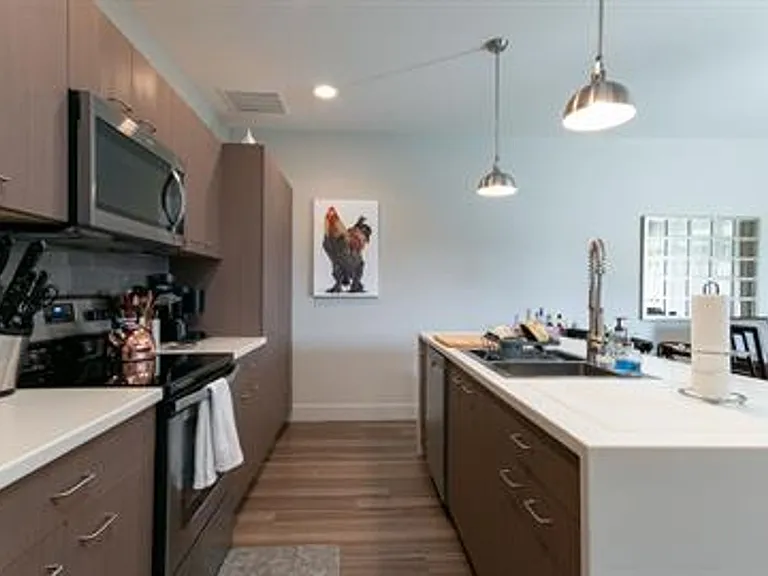 4905 Lake Course Cir #F — Photo 8