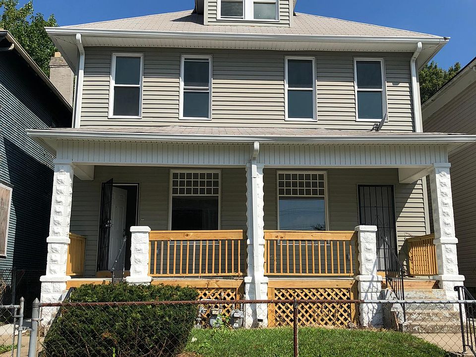 1st image of 898 E Fulton St