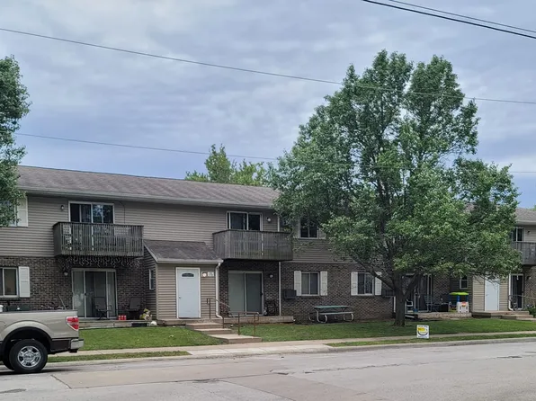 102 E Michigan Ave #A-h, Pontiac, IL 61764