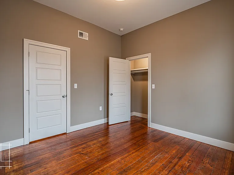 245 King Ave — Photo 15