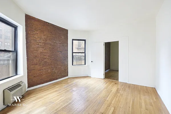 Rented by Warburg | media 1