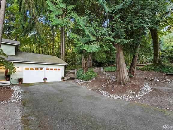 2nd image of 4084 173rd Pl SE
