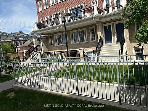26 Bruce St #A15 Photo 1
