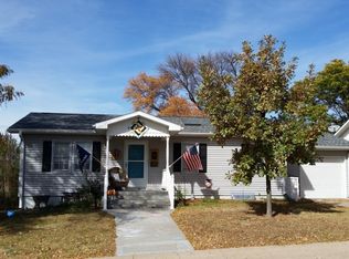 15 SW 2nd St, Phillipsburg, KS 67661