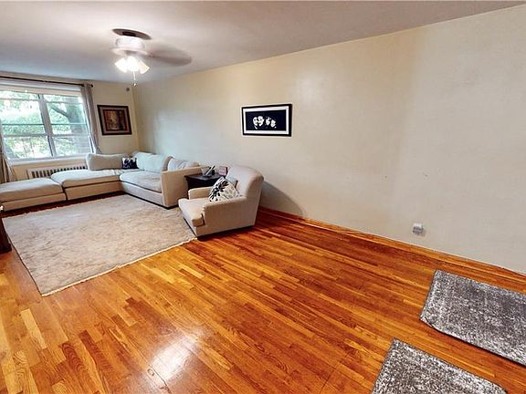 3rd image of 1304 Midland Ave APT A41