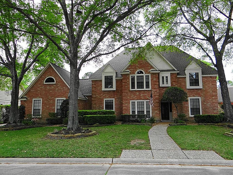 1st image of 3207 Willow Terrace Dr