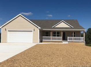 102 Creek Side Dr, Heltonville, IN 47436