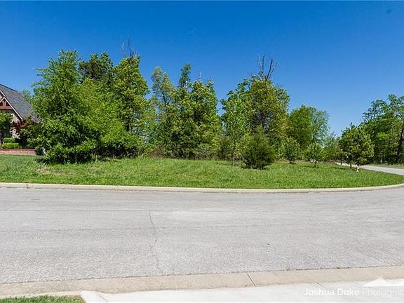 4th image of 4522 Jean Ln