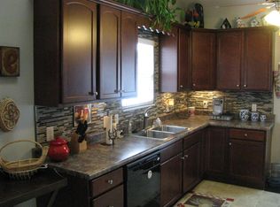 101 Settlers Rd, Harriman, TN 37748