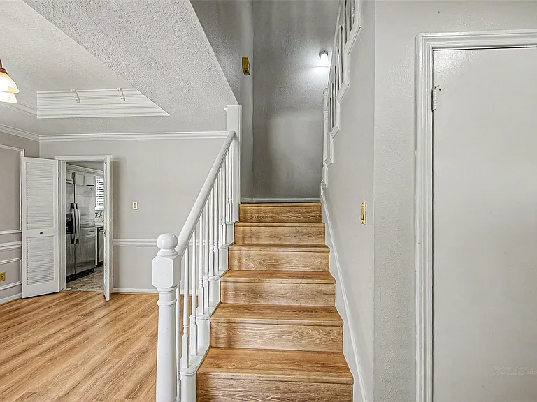 11651 Trailmont Dr — Photo 5