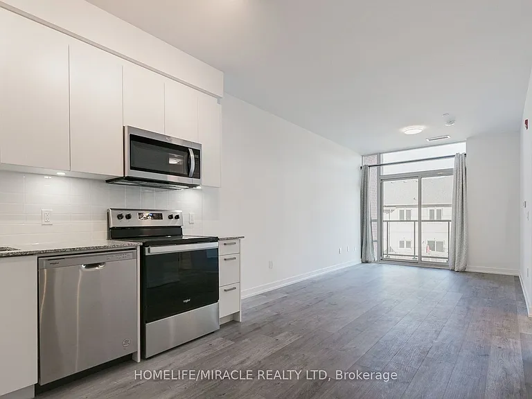 1010 Dundas St E #220 — Photo 8