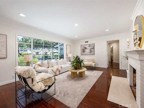 4th image of 1529 Highland Oaks Dr