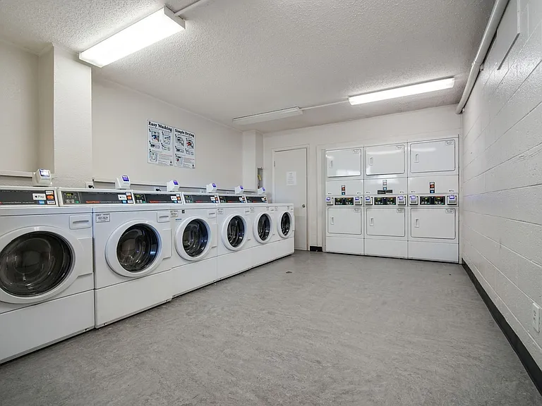 Vista Sol Apartments — Photo 6